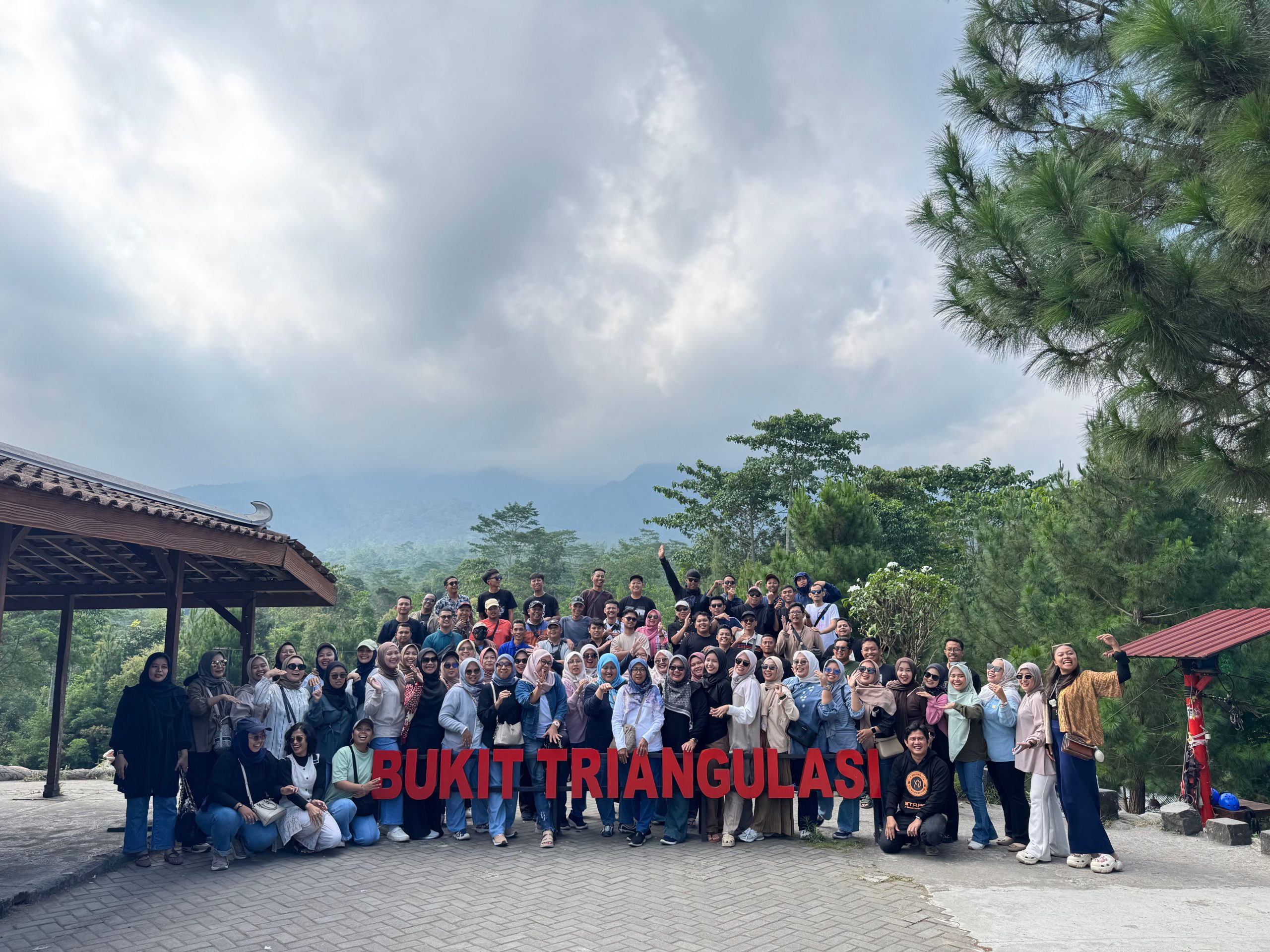 Paket Lava Tour Merapi Rombongan – Harga & Fasilitas